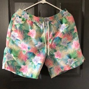 Strong Boalt hibiscus swim shorts